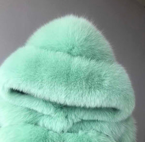 "Mint Fur Crop"